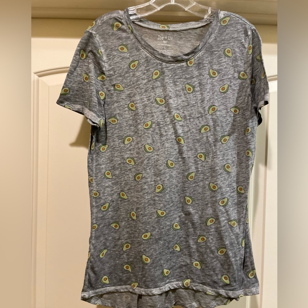 Fun tee. Juniors size large